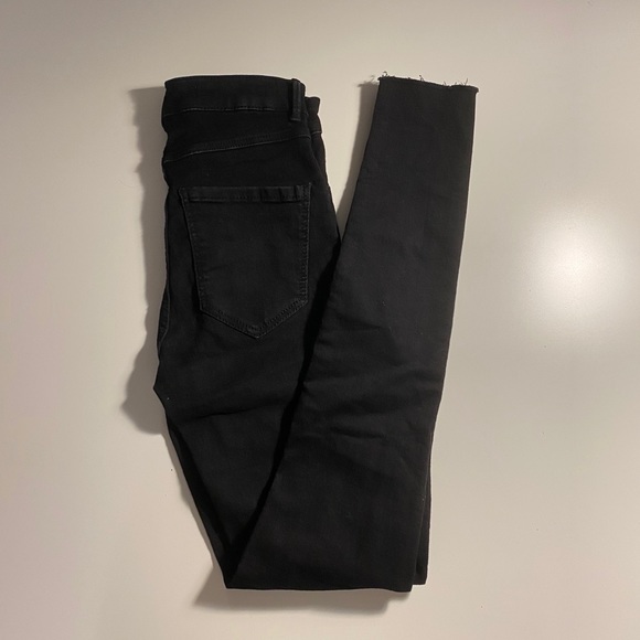 Black Zara Hi-Rise Skinny Jeans - Picture 2 of 8